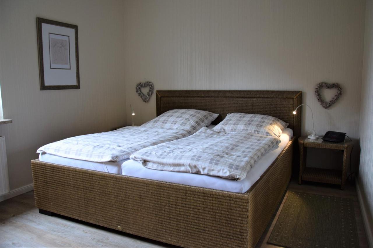Haus Amrum 21**** 부숨 외부 사진